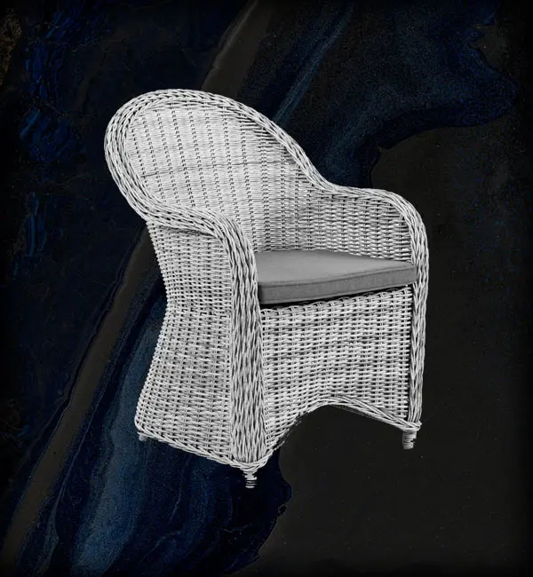 wicker furniture cleaning